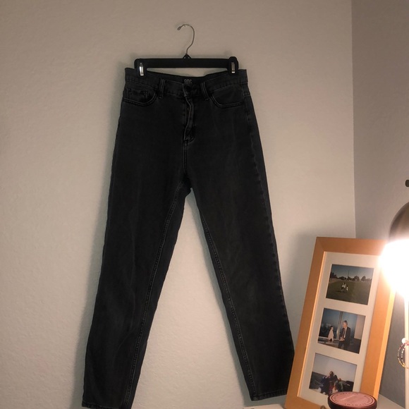BDG Denim - Black high rise mom jeans